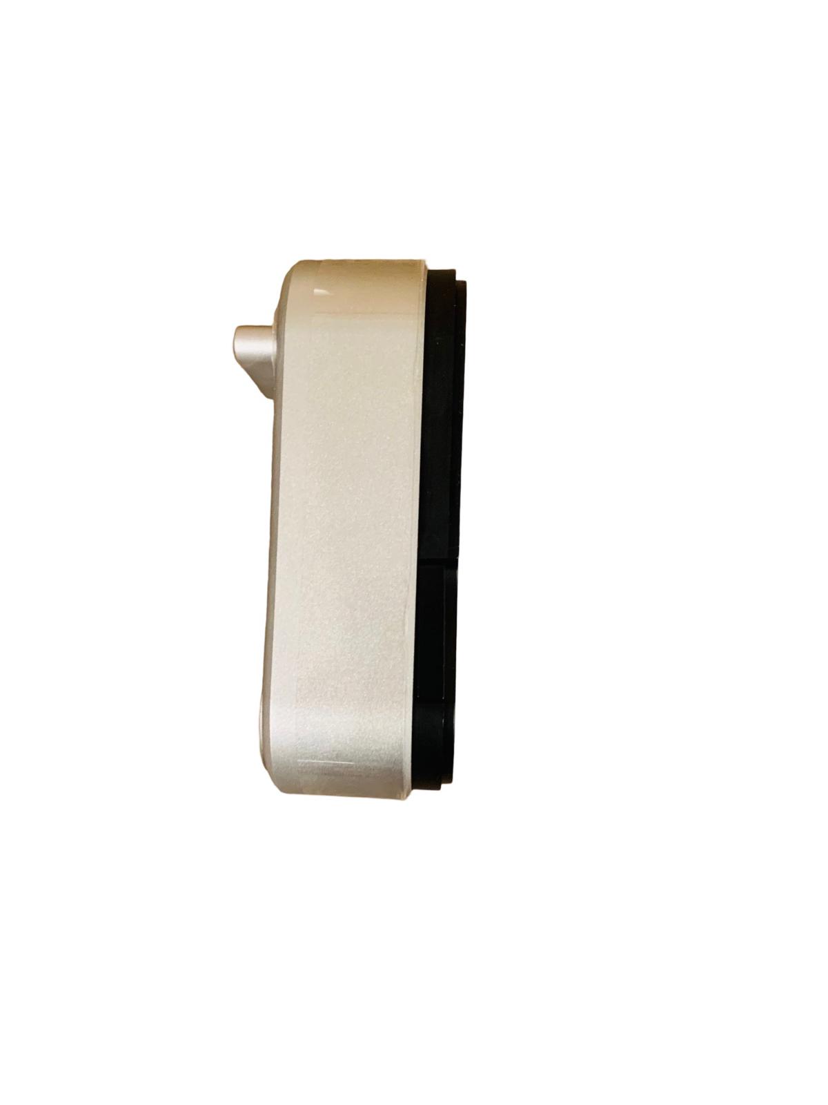 Yale Linus Smart Lock Silber 05/101200/SI Schlüsselloses und sicheres Türschloss