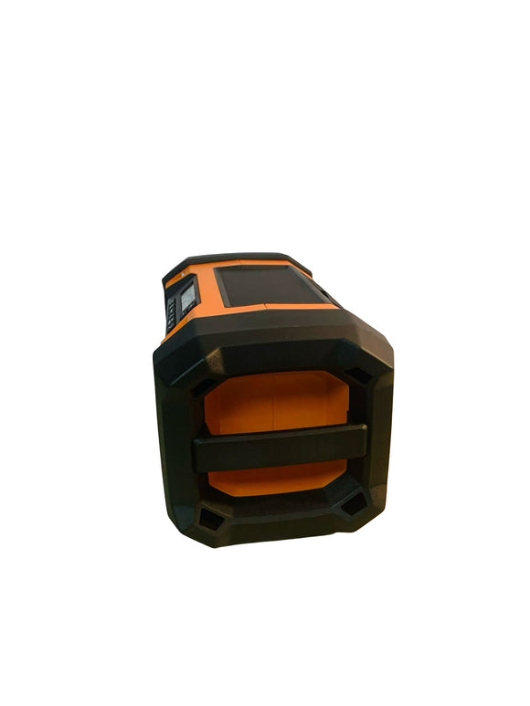 AEG - Baustellenradio 18 V Bluetooth-Verbindung bis 30m USB-Buchse LCD-Display