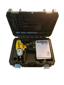DEWALT 18 V, 5,0 Ah Akku-Schlagschrauber 950 Nm LED-Leuchte mit Koffer DEFEKT-1
