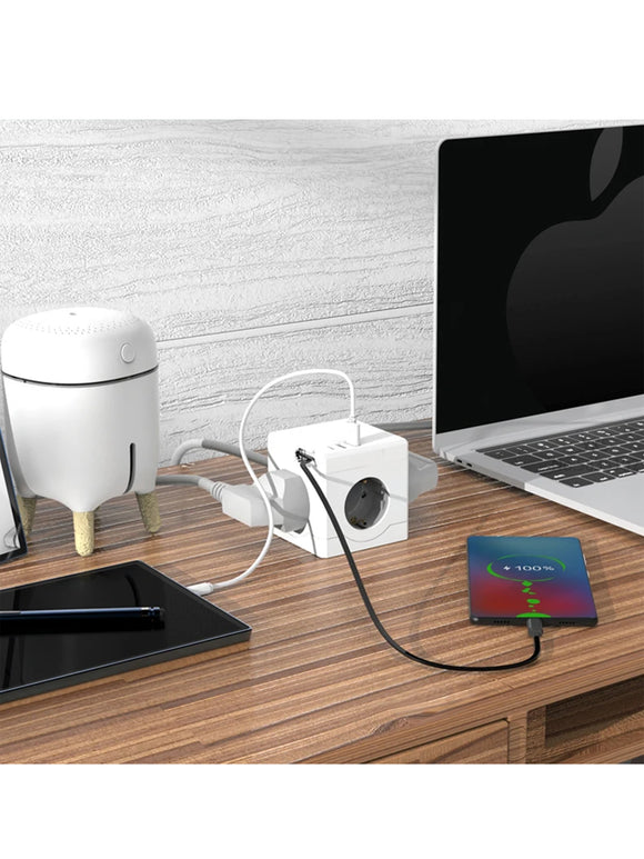 Steckdosenwürfel mit 3 Steckdosen & 3 USB-Anschlüssen & einziehbares USB-C-Kabel